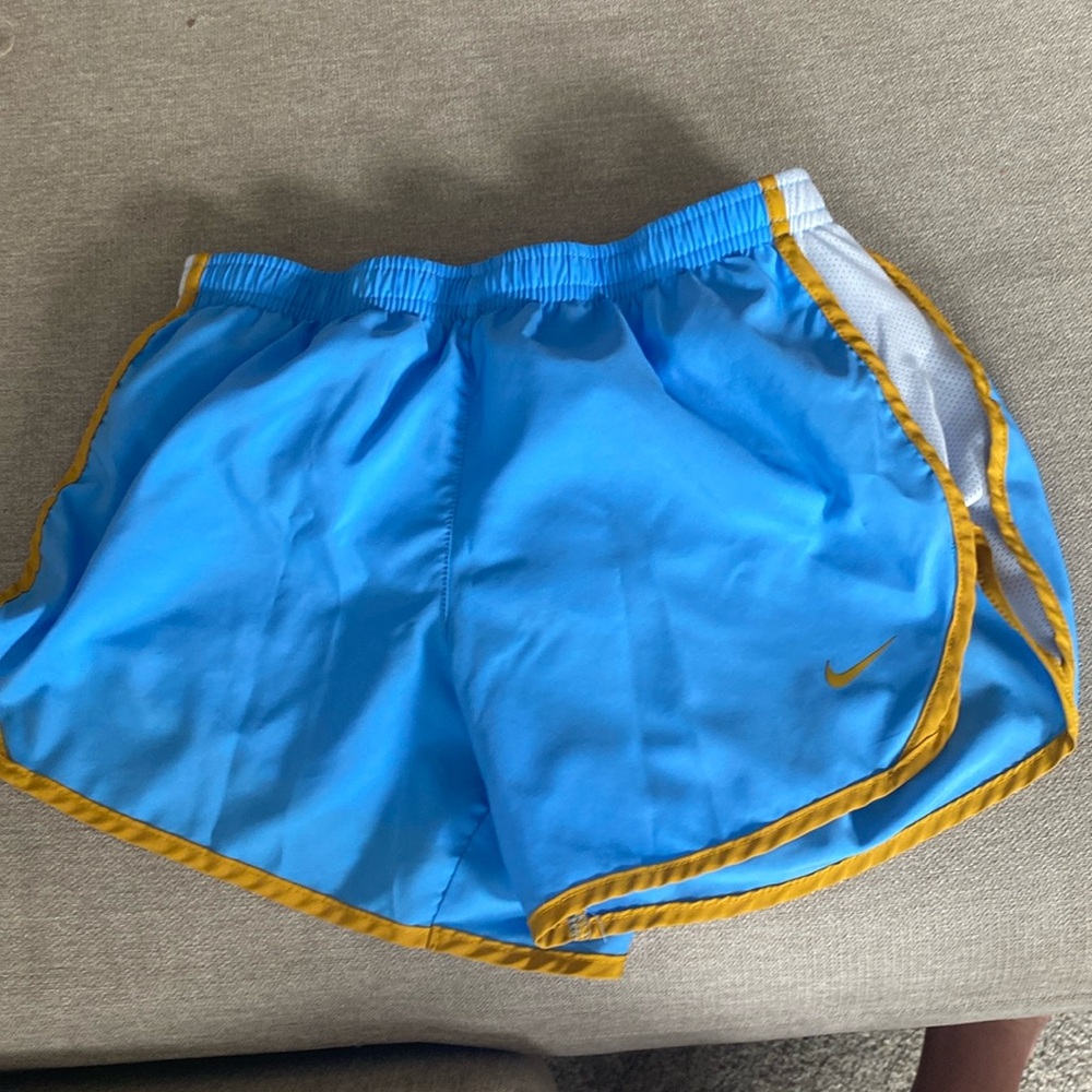 Super comfortable, Nike shorts, athletic shorts, size medium girls